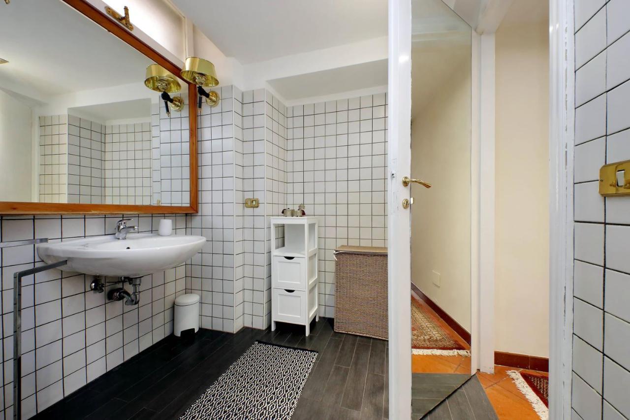 Leonina4 Cozy Apartment Рим Екстериор снимка