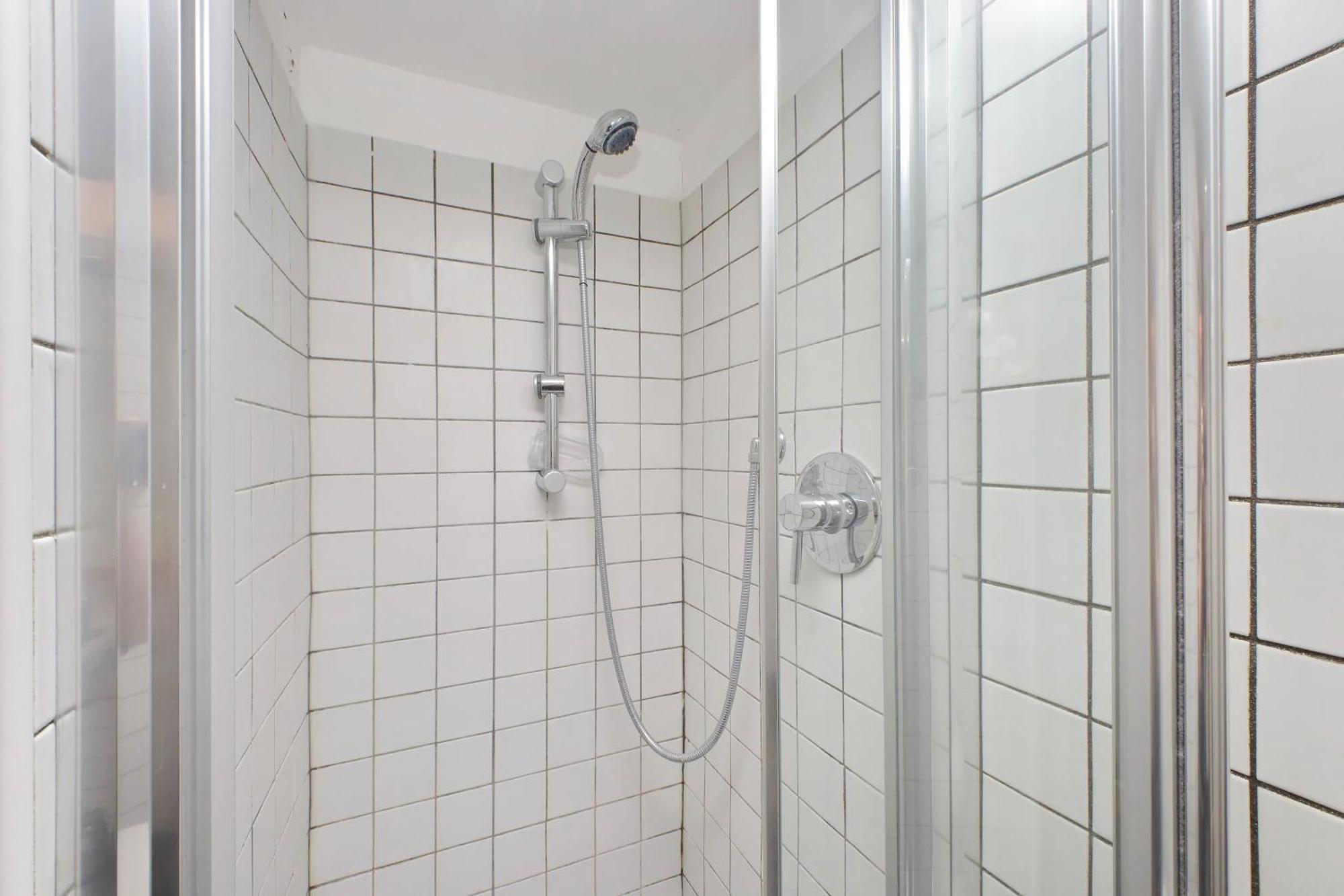 Leonina4 Cozy Apartment Рим Екстериор снимка